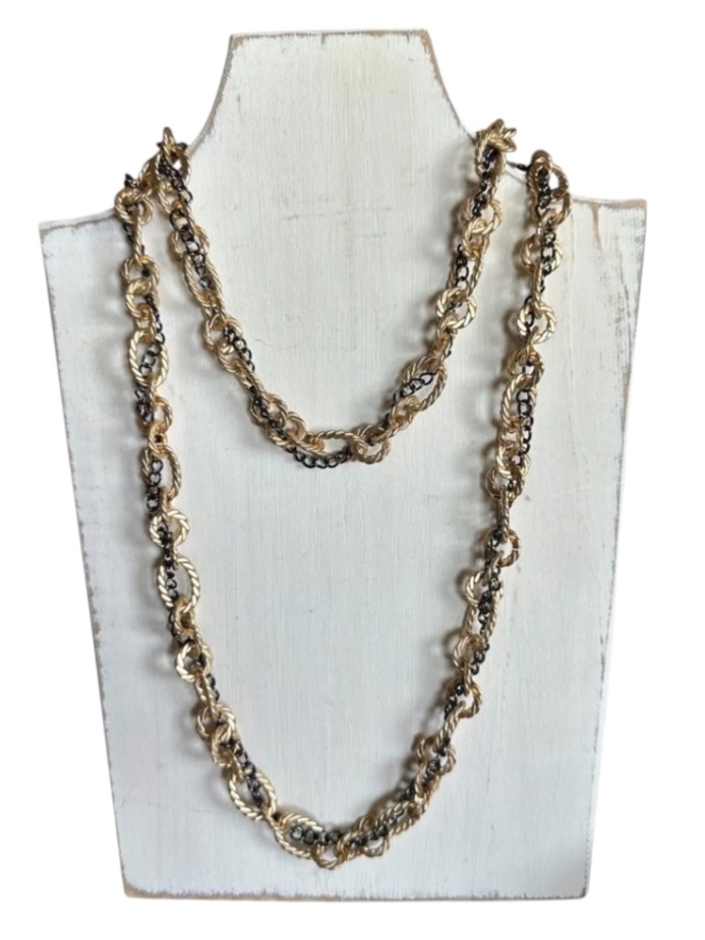 Classic Interlink Chain Necklace Matte Gold Black 17”